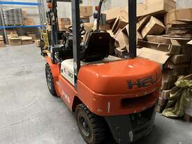 Container Mast 3.0ton Diesel Forklift - picture0' - Click to enlarge