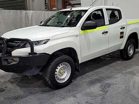 Mitsubishi Triton MR - picture0' - Click to enlarge