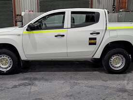 Mitsubishi Triton MR - picture0' - Click to enlarge