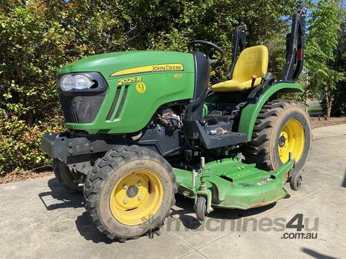 John Deere 2025R