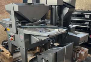 Frying line continuous with Duster, Batter/Breading and Conveyors WP Riehle