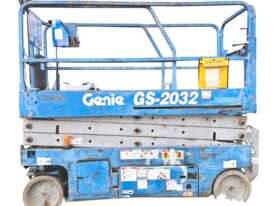 Genie GS-2032 20ft Scissor Lift Elevated Work Platform - picture0' - Click to enlarge