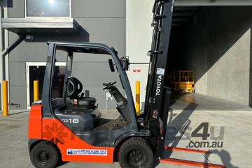 Wollongong Forklift: Ex Demo 2021 Toyota 1.8T Diesel, Dual Wheel, 2 Stage Mast, 4.5m Lift!