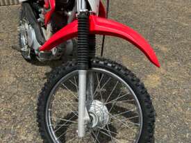 Honda CRF 100 - picture2' - Click to enlarge