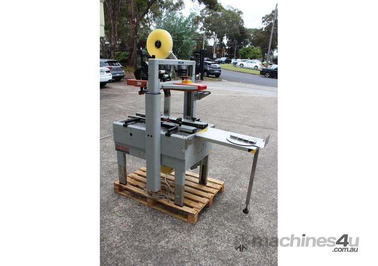 Top and Bottom Carton Taper Sealer