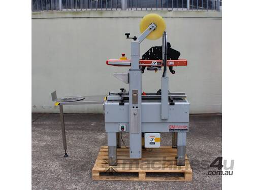 Top and Bottom Carton Taper Sealer