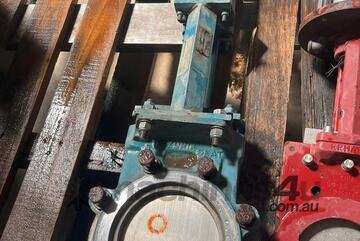 6 Inch - SS Knife Gate Valve