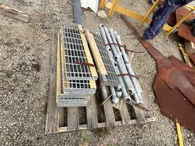 Assorted Steel Grates - picture1' - Click to enlarge