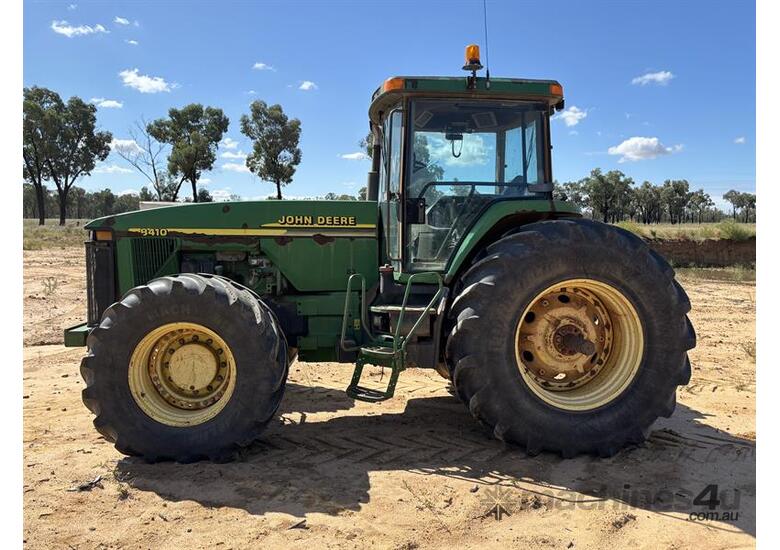 caption JOHN DEERE 8410