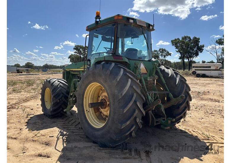 caption JOHN DEERE 8410