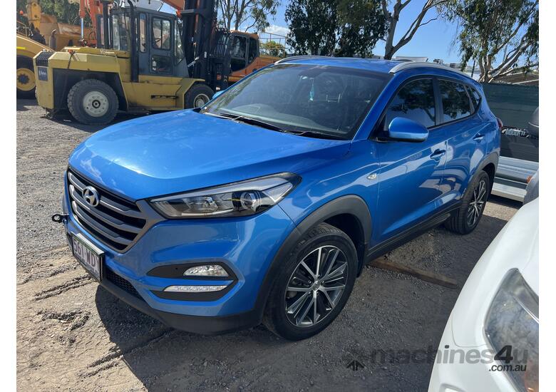 caption 2015 Hyundai Tucson Active X Petrol