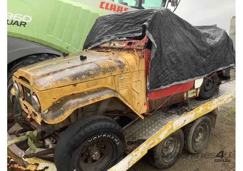 caption 1974 Toyota Pickup Truck & Trailer Combination