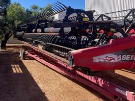 2011 CASE IH 2152/MACDON D60 40' DRAPER FRONT  - picture11' - Click to enlarge