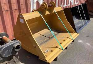 1,800mm mud bucket. Unused Condition