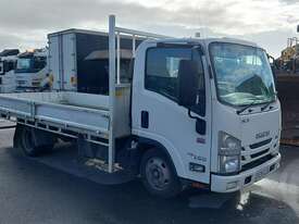 Isuzu N Series - picture0' - Click to enlarge