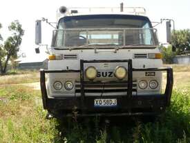 Isuzu JCR 500 Body Truck - picture0' - Click to enlarge