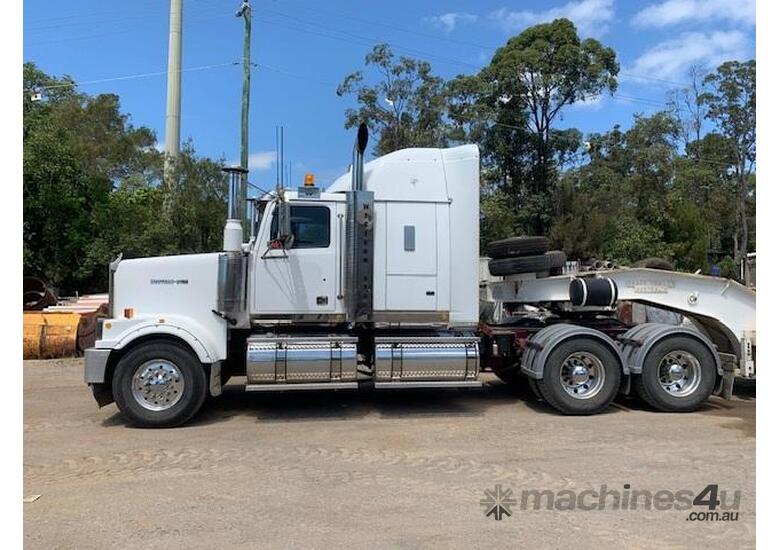 2002 Western Star 4900FX Prime Mover