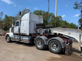2002 Western Star 4900FX Prime Mover - picture1' - Click to enlarge