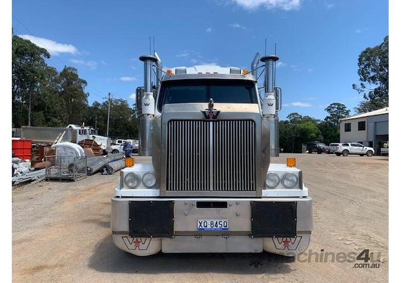 2002 Western Star 4900FX Prime Mover