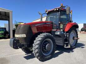 Case Magnum 220 MFWD - picture2' - Click to enlarge