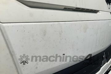 2014 Mitsubishi Canter 7/800 Pantech (Day Cab)