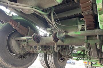 1970 Fruehauf Flat Top Tri-Axle