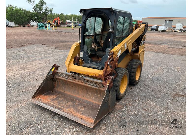 2016 Caterpillar 232D Wheeled Skid Steer