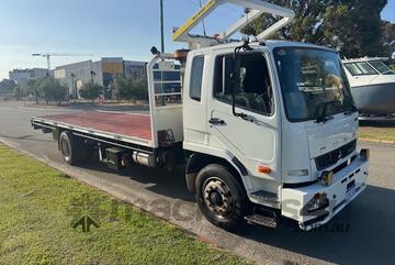 Truck Tray Truck Mitsubishi Fighter 2013 15000kg Auto 7.4m tray 134000km 1IVC024 SN1816