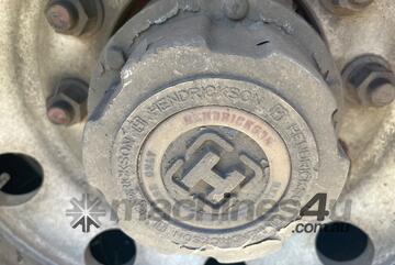 Moore 2018   Tri Axle Tipper