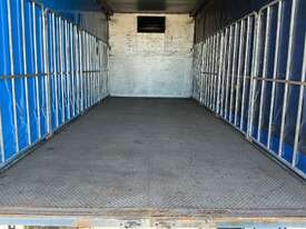 2001 Isuzu FVR 950 Long Refrigerated Curtain Sider - picture0' - Click to enlarge