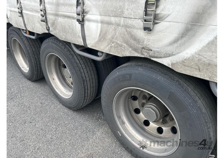 2022 Vawdrey VB S3 Tri Axle Drop Deck Curtainsider B Trailer