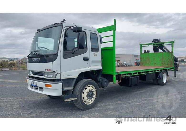 Isuzu FSS 900