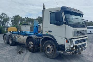 Volvo   FM