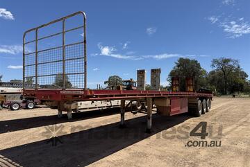 2013 Krueger Flat Top 45ft Trailer