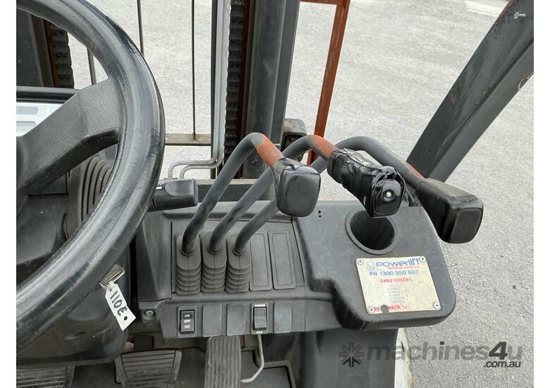 2012 Nissan UG1F2A30DU Counter Balance Forklift