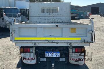 Isuzu 2021   NMR 60-150 Tipper