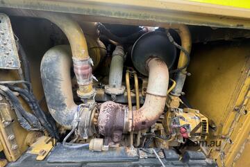 Caterpillar 2005   16H Grader