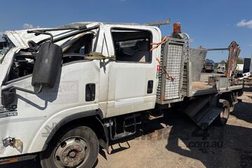 2011 Isuzu NPR 250 Crew Cab Table Top