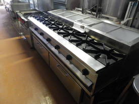Custom Built Gas Stove, Salad Bar, Refrigerator - picture0' - Click to enlarge
