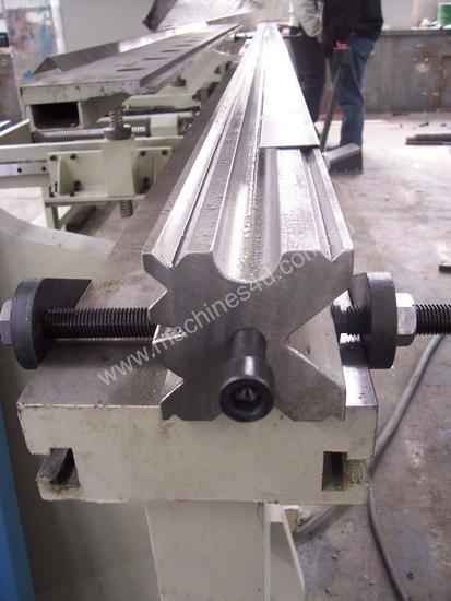 Click to view full size photos MULTI-VEE DIE BLOCK FOR PRESS BRAKE 150SQ X 4100