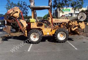 8020 trencher / plow , front reel carrier 1996 model , 2670 hrs