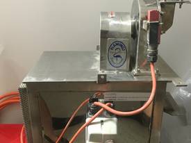 Powder milling machine  - picture0' - Click to enlarge