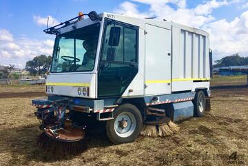 2005 DULEVO 5010 STREET SWEEPER FOR SALE