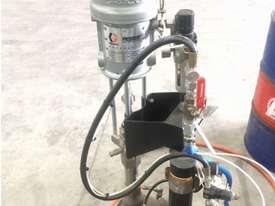 PUMP AIR POWERED - picture2' - Click to enlarge