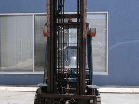 Used Toyota LPG Forklift - picture0' - Click to enlarge