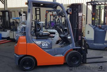 ACTIVE FORKLIFTS - TOYOTA 8FG18 2012 MODEL LOW HOURS CONTAINER MAST ACTIVE FORKLIFTS - TOYOTA 8FG18 2012 MODEL LOW HOURS CONTAINER MAST