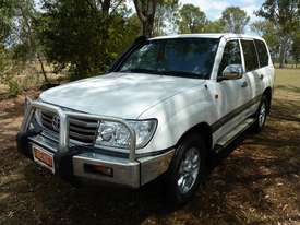 Toyota Landcruiser VX - picture0' - Click to enlarge