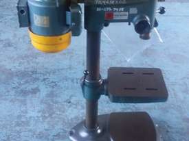 Brobo Waldown Pedestal Drill 8SN Bench Mount Industrial Trade Quality 8 speed - picture2' - Click to enlarge