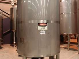 Pressure Vessel (Stainless Steel), Capacity: 4,000Lt - picture0' - Click to enlarge