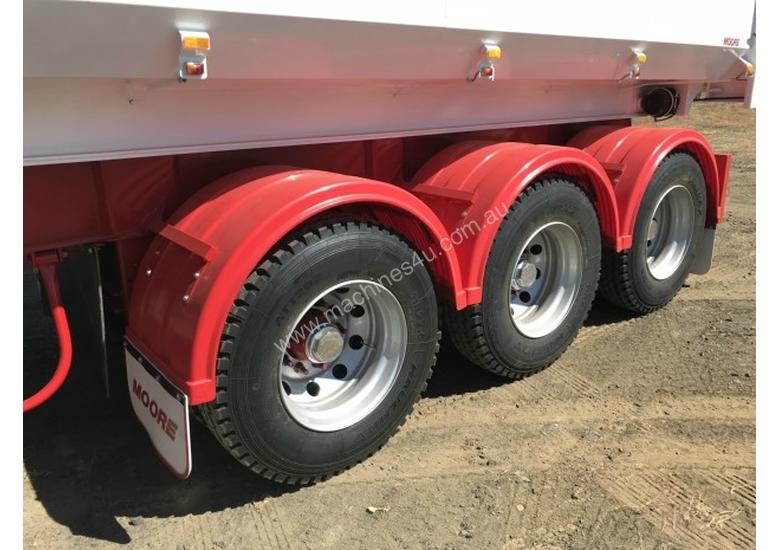 caption Moore R/T Lead/Mid Tipper Trailer